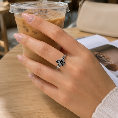Ayuno NoirBloom™ Ring