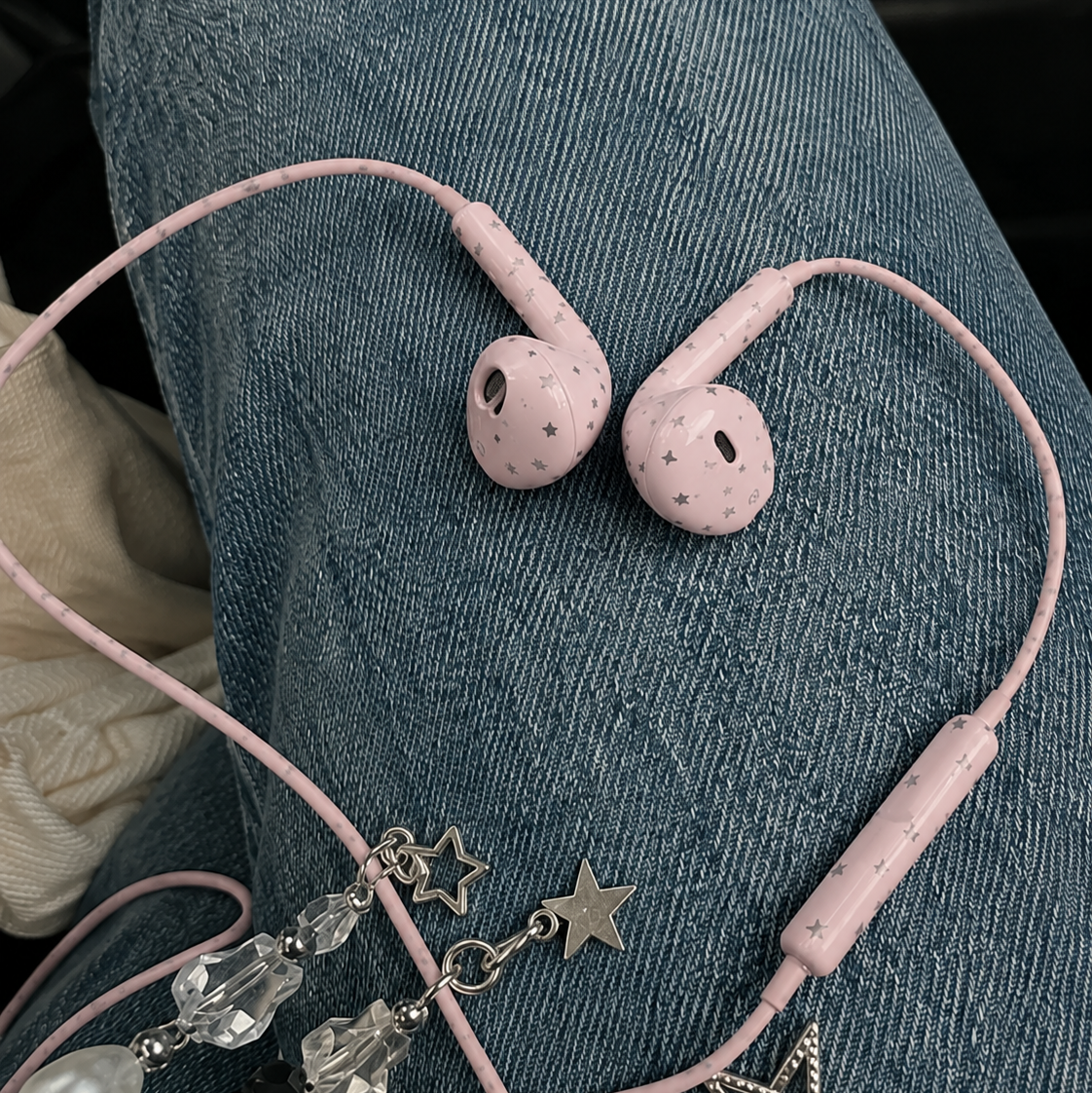 Ayuno StarDot™ Wired Earbuds