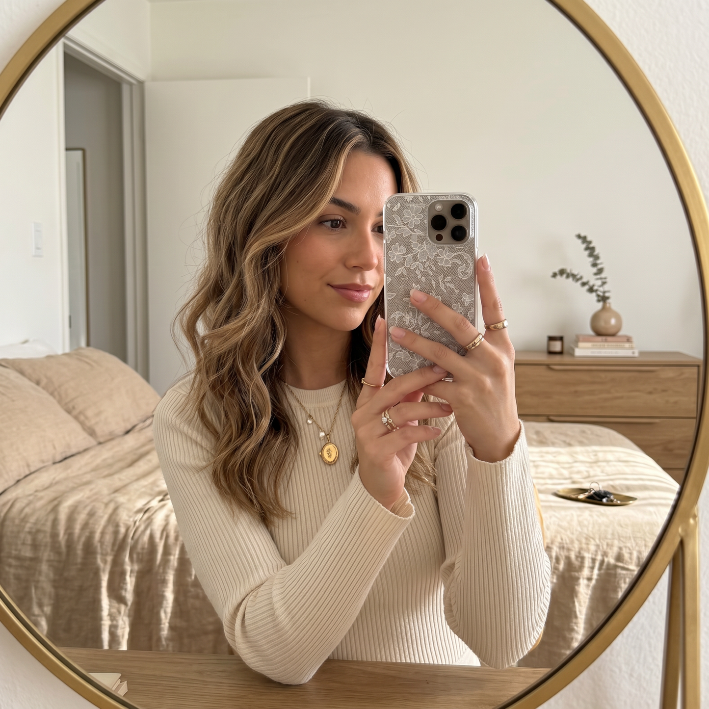 Ayuno Laceveil™ Phone Case