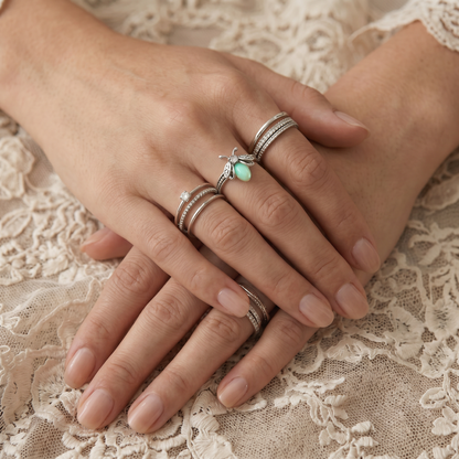 Ayuno GlowCharm™ Ring